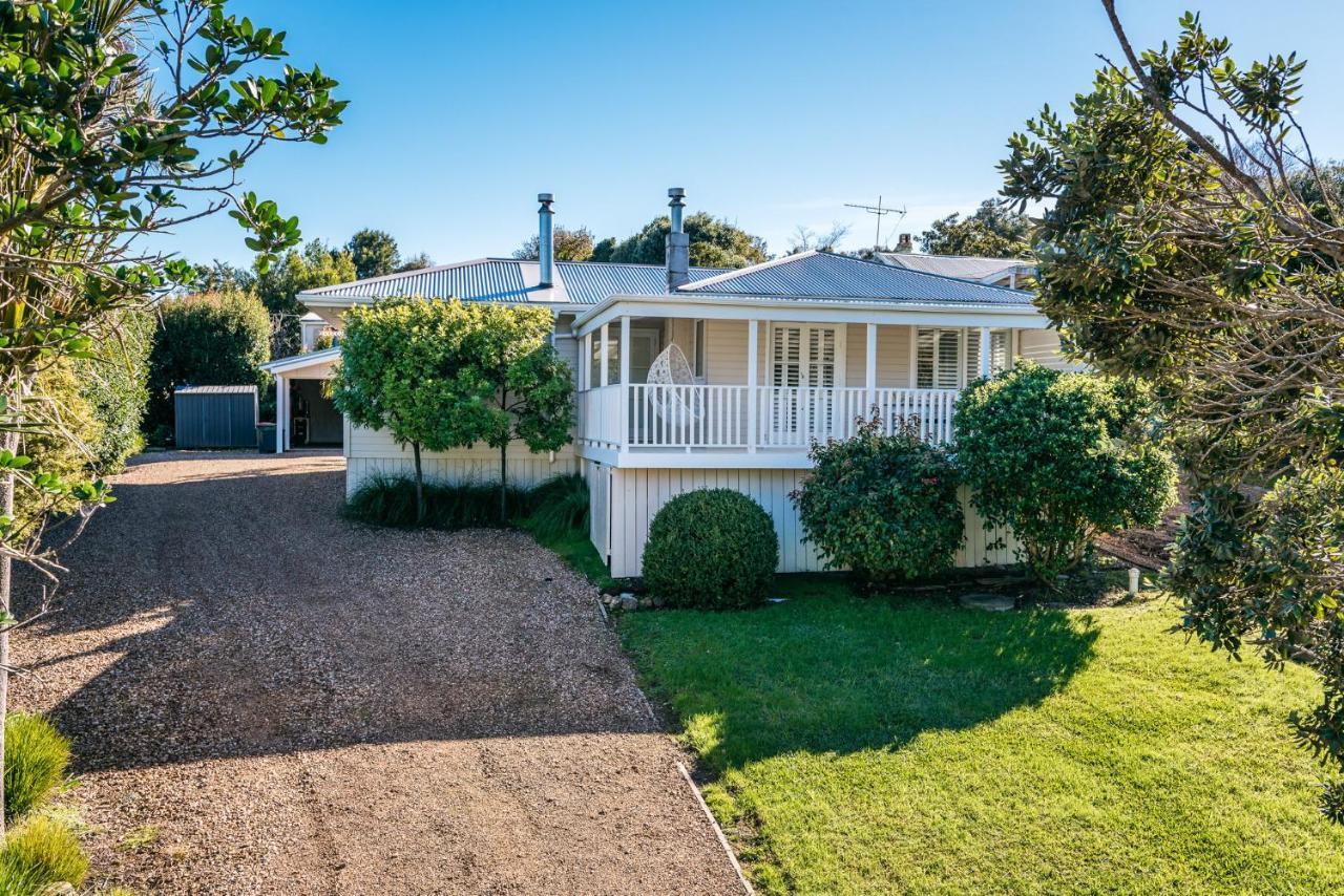 Moa Magic - Oneroa Holiday Home Exterior foto